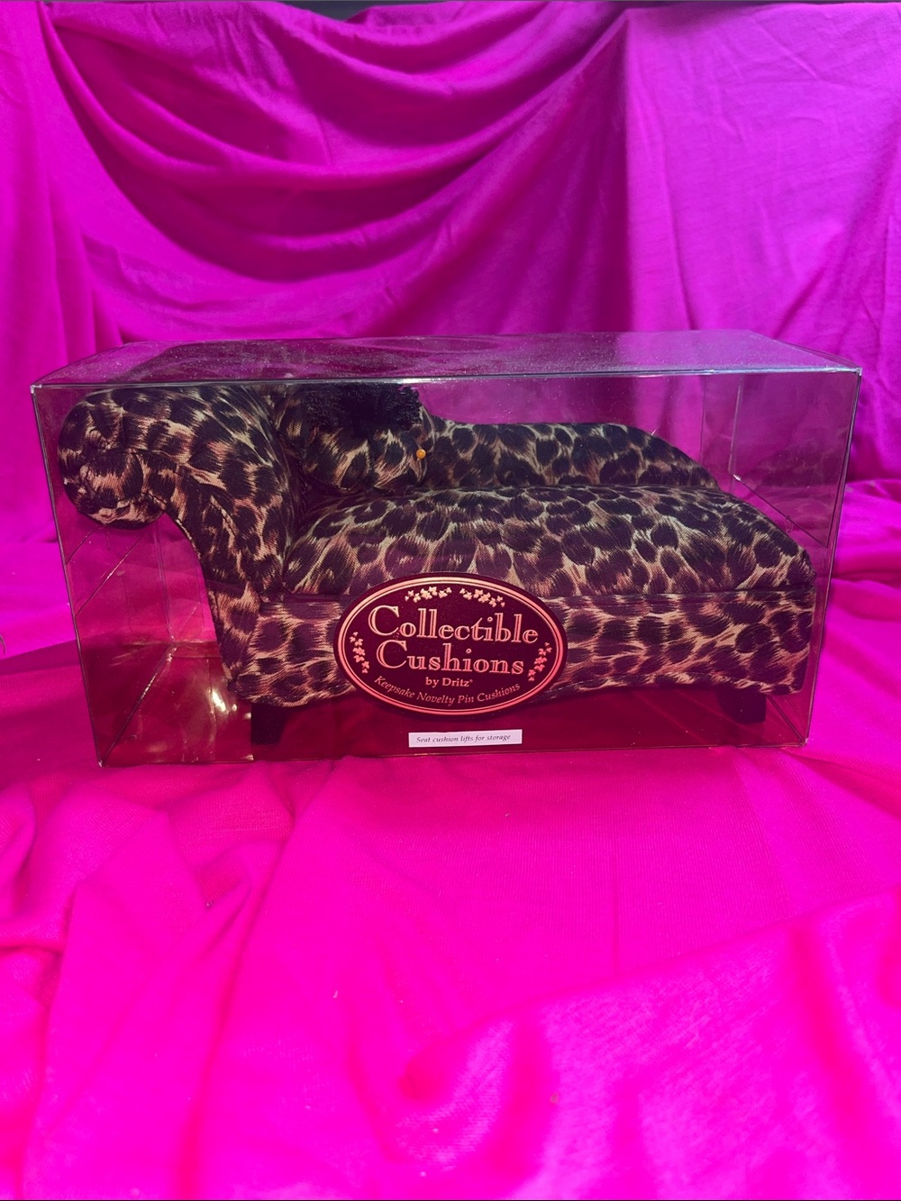Dritz Collectible Cushions Leopard Print Fainting Couch Sewing Pin Cushion NRFB